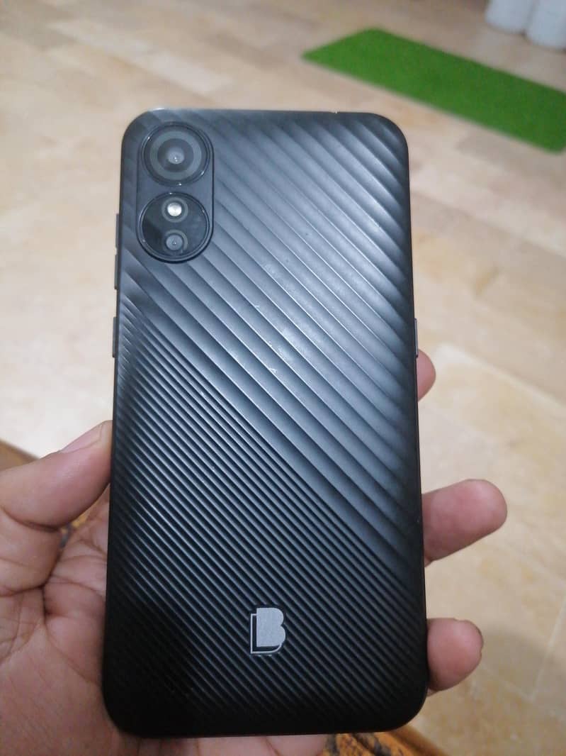 Blu smartphone 1