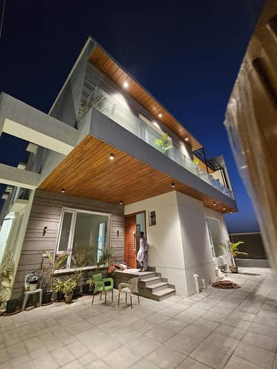 BRAND NEW BUNGALOW FOR SALE DHA PHASE 8