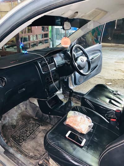 Daihatsu Mira 2006