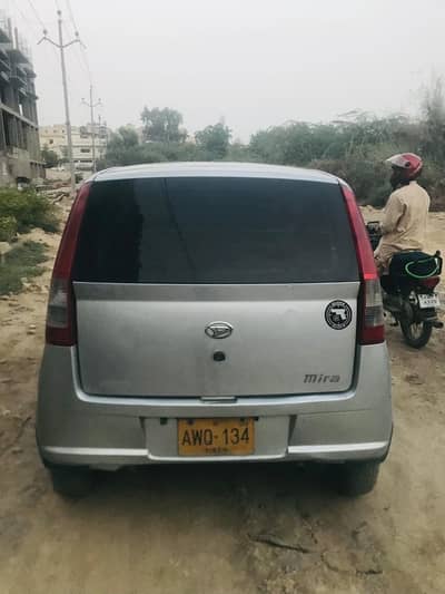 Daihatsu Mira 2006