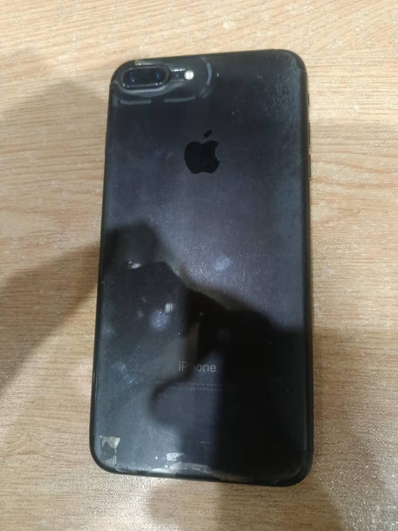 Apple iPhone 7 Plus 1