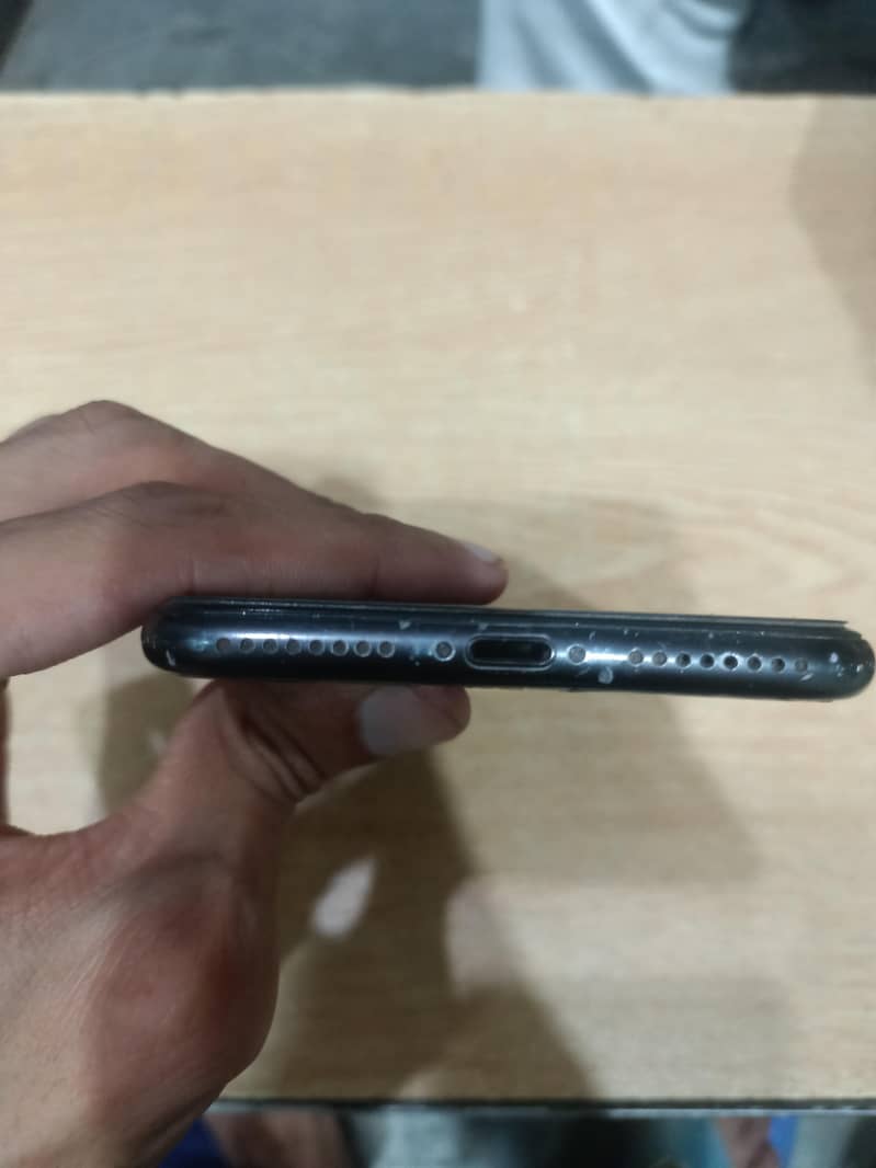 Apple iPhone 7 Plus 5