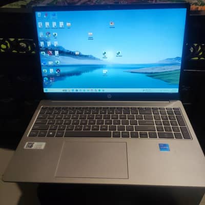 HP Laptop 15 13th Gen intel core i5-1334U