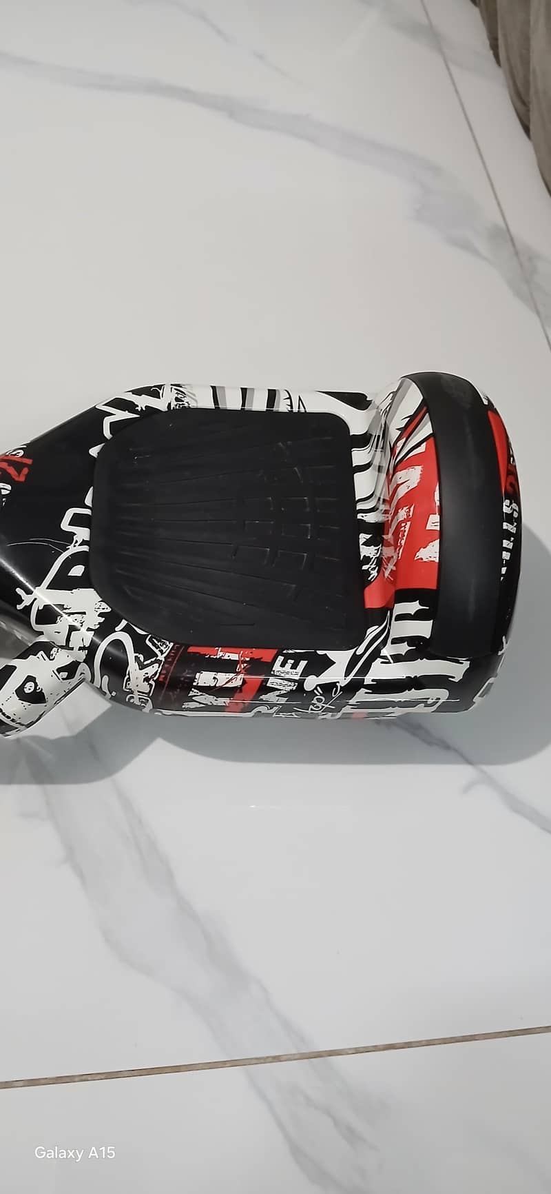 hoverboard in 10/10 condition 5
