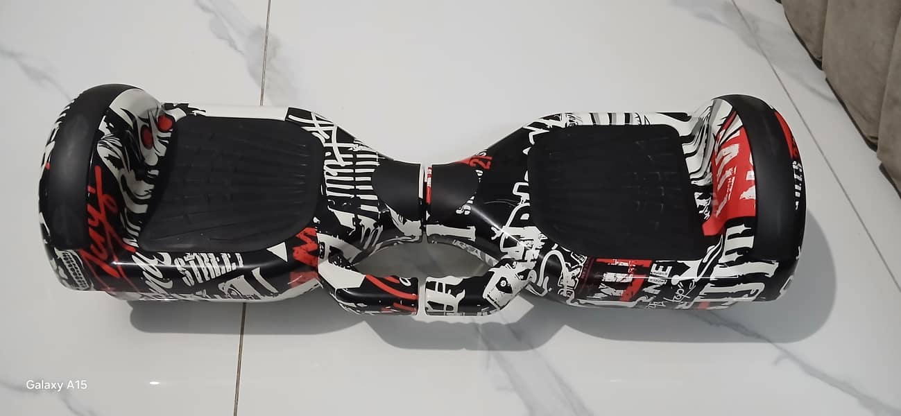 hoverboard in 10/10 condition 6