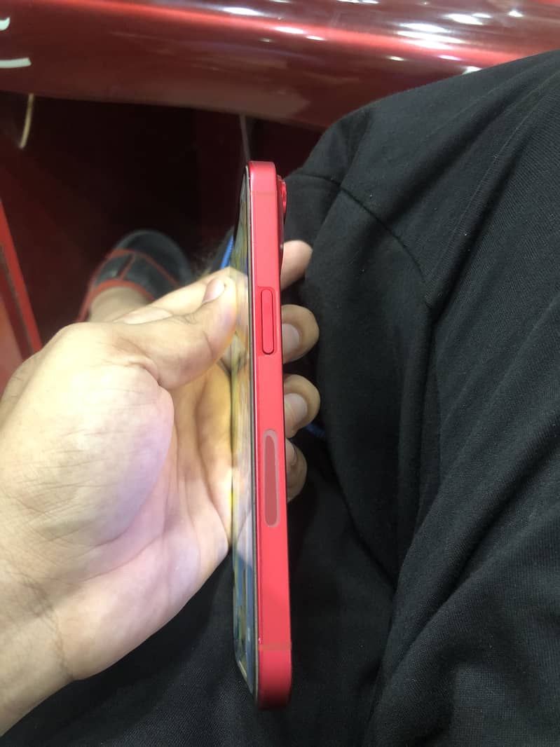 Apple iPhone 14 2