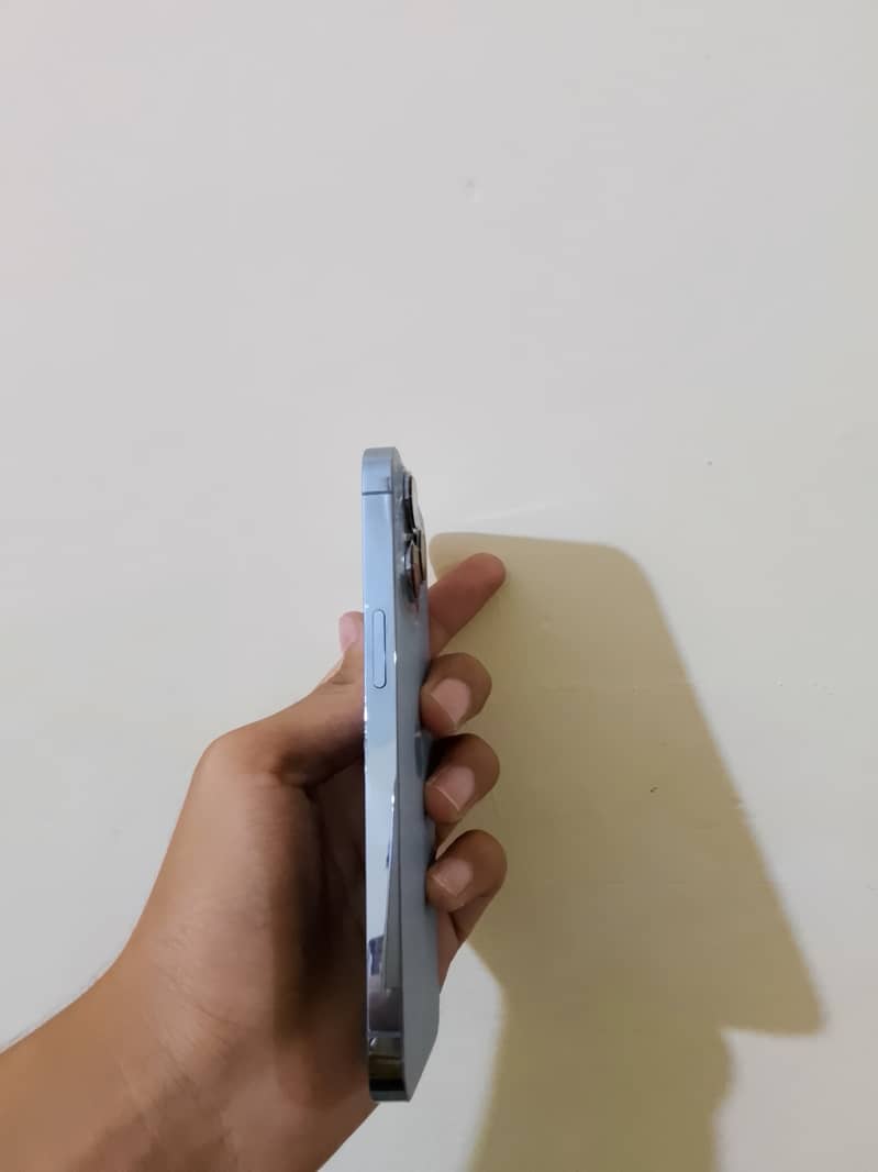 Apple iPhone 13 Pro 0