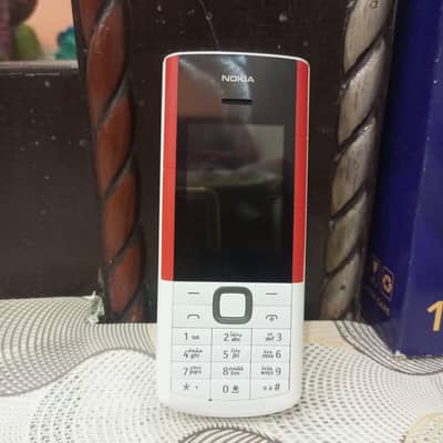 Nokia 5710