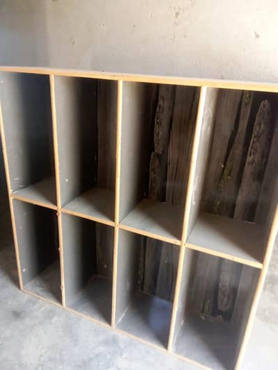 Shop Almirah in good condition for sale