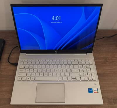 HP Pavilion 15-EG0 11th i5-1135G7 @ 2.40GHz 12GB RAM 256GB SSD OEM Win
