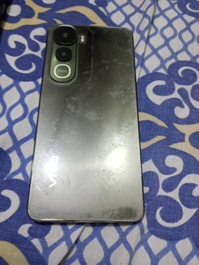 Vivo Y400