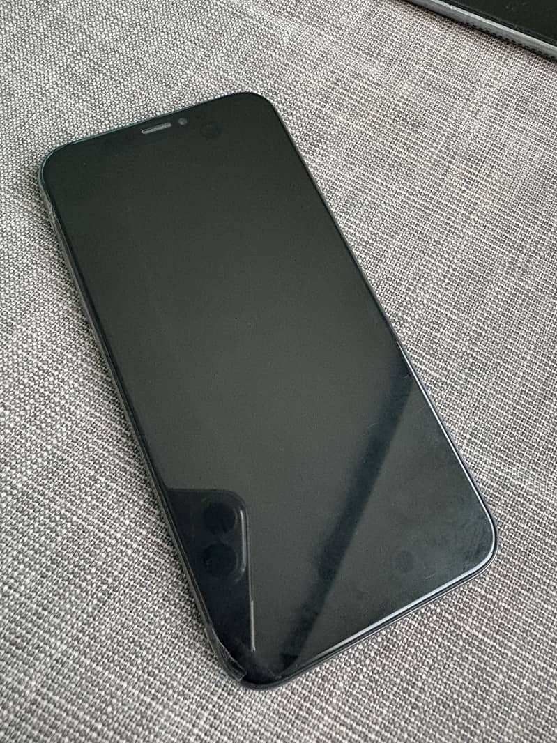 Apple iPhone X 0