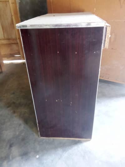 shop stool in good condition