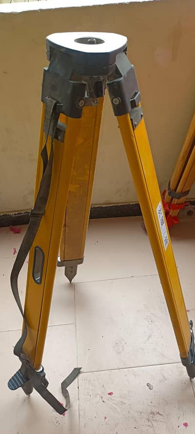 Tripod Stand with scale (2 set)