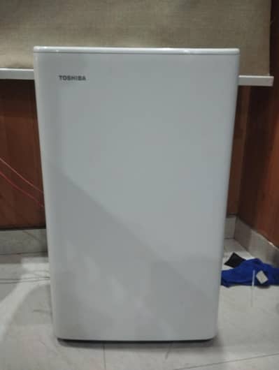 Toshiba 1 TON portable AC