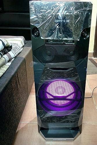 Sony V6D 1440w massive speaker for parties