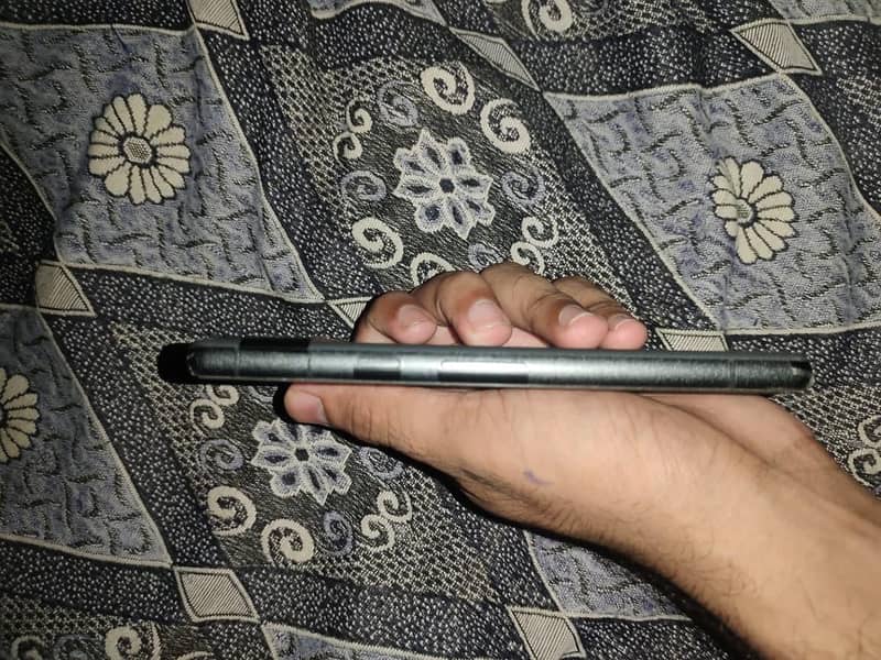 Google Pixel 7a 5