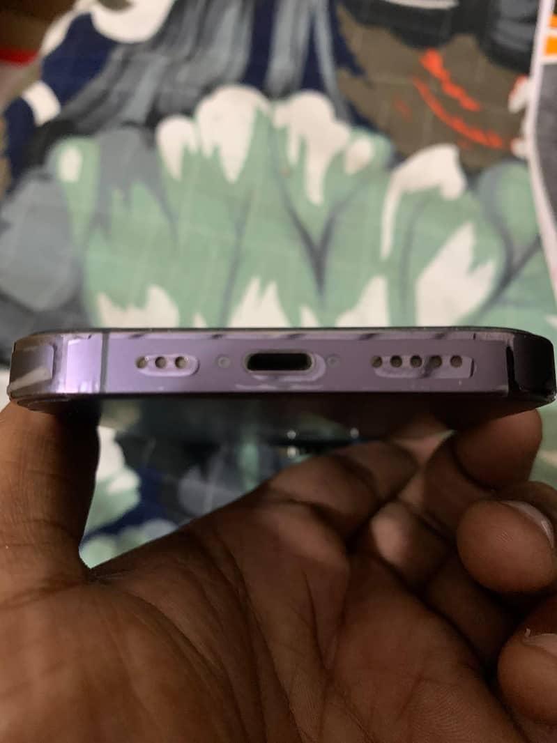 Apple iPhone 14 Pro 2