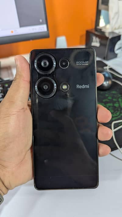 Xiaomi Redmi Note 13 Pro