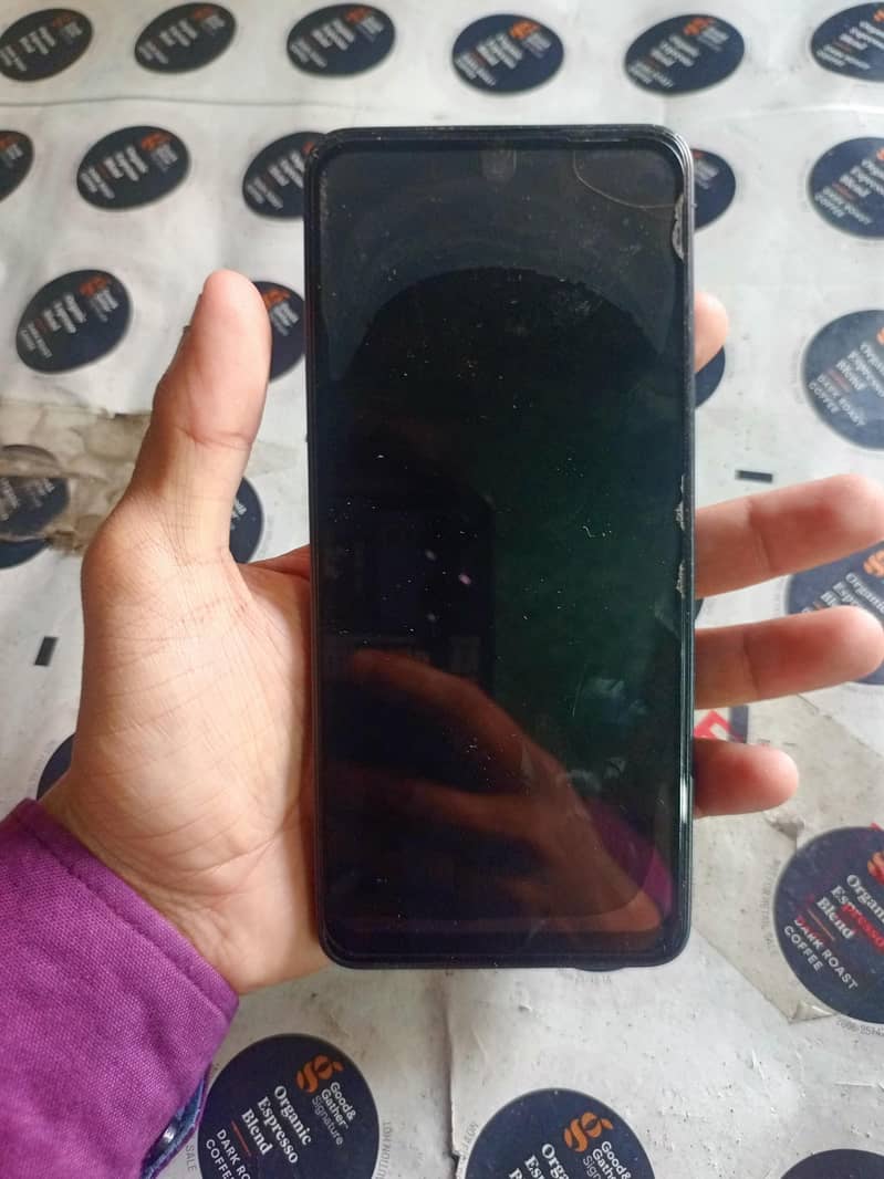 Tecno Spark 30 1