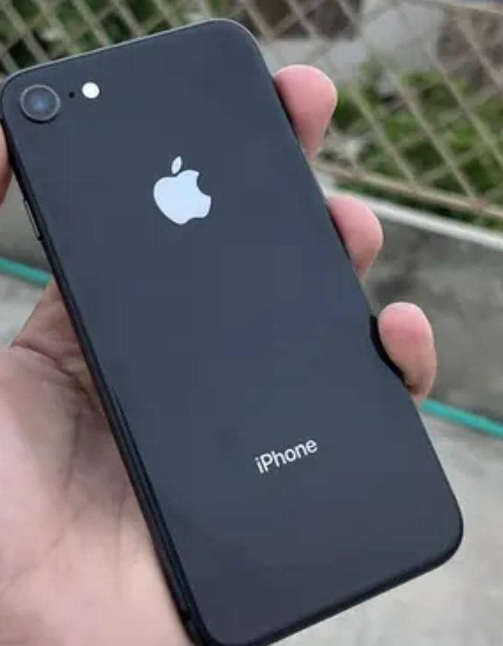 Apple iPhone 7 Plus 4