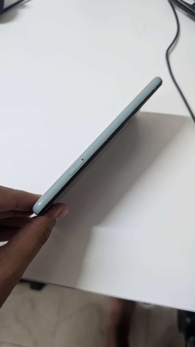 Google Pixel 5 4