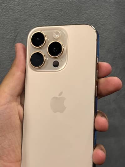 Apple iPhone 16 Pro