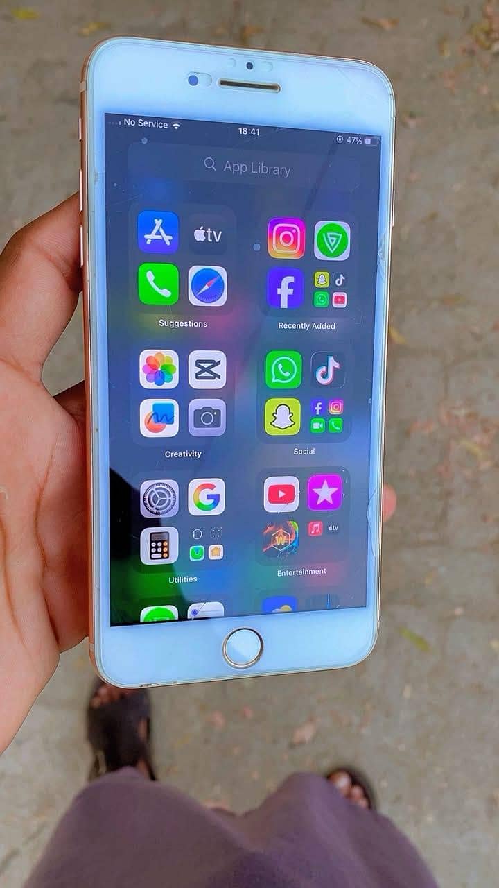 iPhone 8 Plus 4