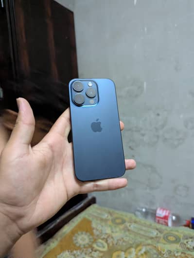 Iphone 15 pro 128gb geniun piece for sale