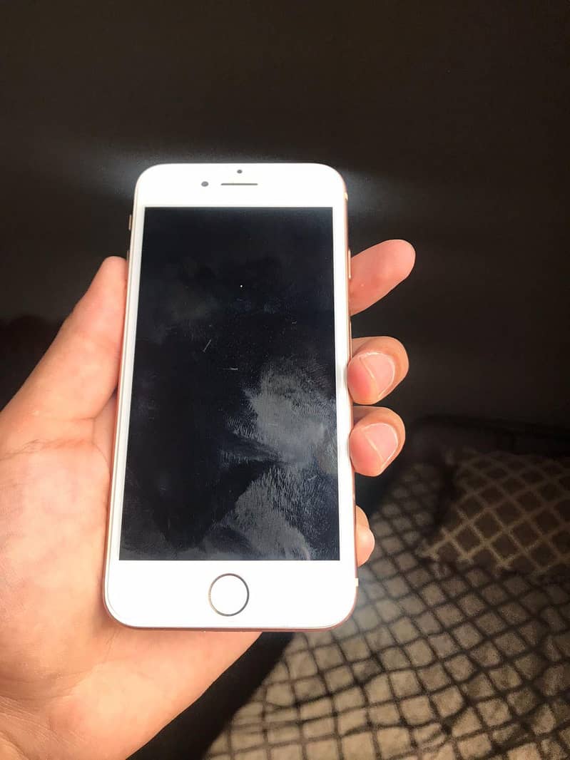 Apple iPhone 8 1