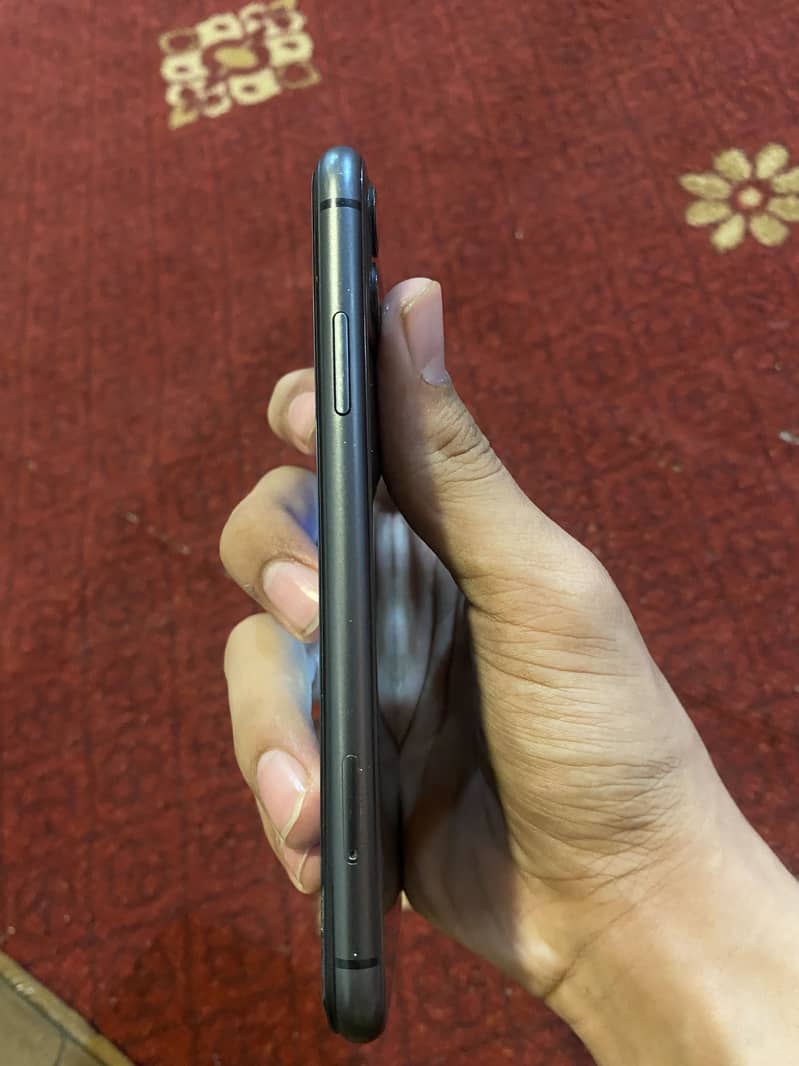 Apple iPhone 11 1