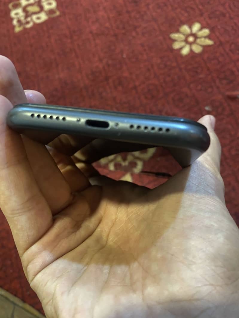 Apple iPhone 11 2