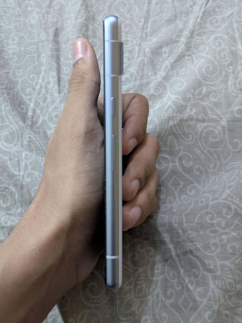 Google Pixel 7a 4