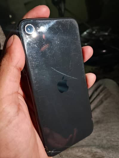 Apple iPhone SE bypass iOS 26.1 (64gb) 83% health