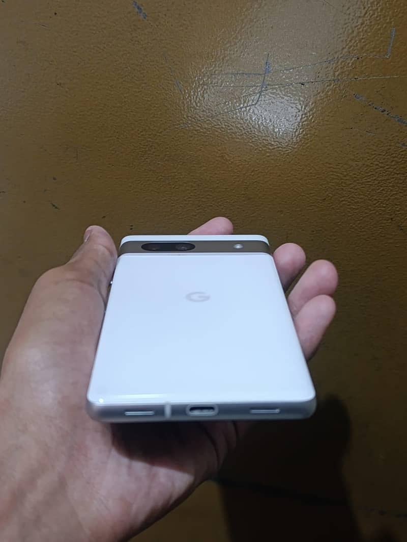 Google Pixel 7a 3