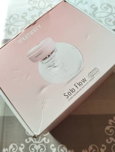 Automatic Breast Pump (Wearable) - Almost new