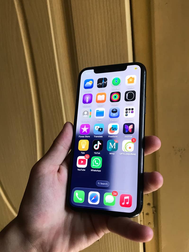 Apple iPhone 11 Pro 3