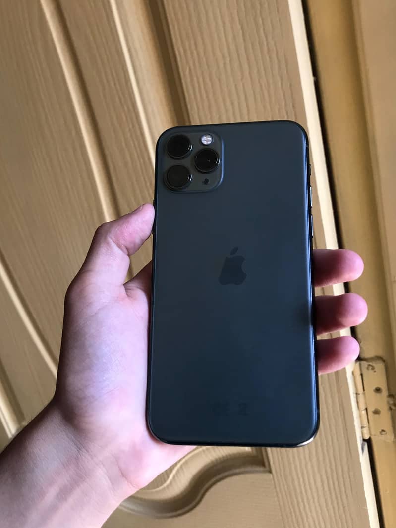 Apple iPhone 11 Pro 8