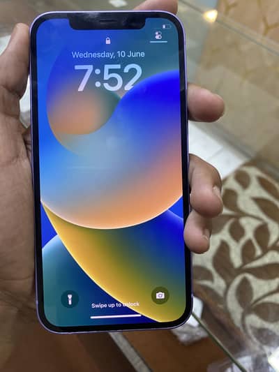 Apple iPhone 12
