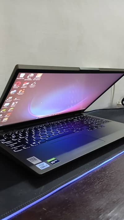 Lenovo Legion 5 - High end Gaming laptop