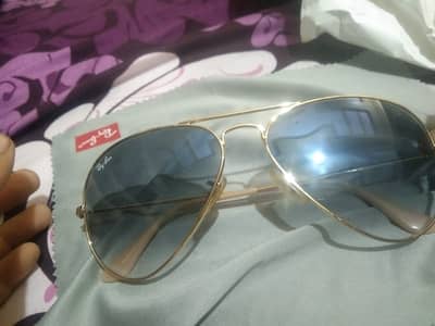 Original Ray-Ban Aviator Sunglasses With Case