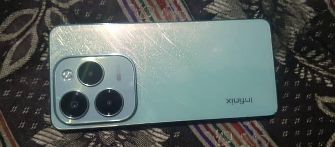 Infinix Hot 40
