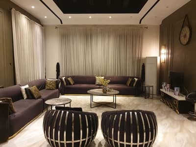 Outstanding Luxury Farmhouse for Rent Lahore