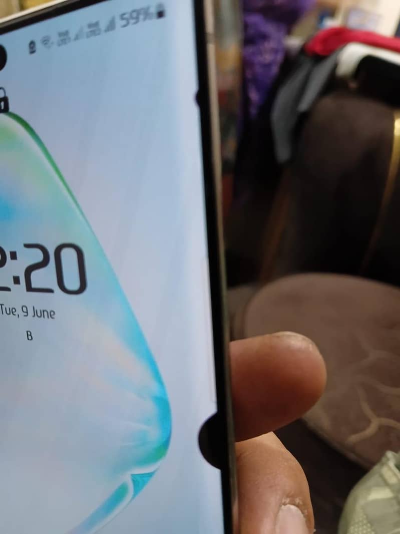 Samsung Mobile Note 10 Plus 4