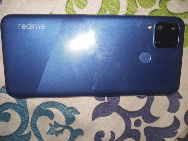 Realme C15 0