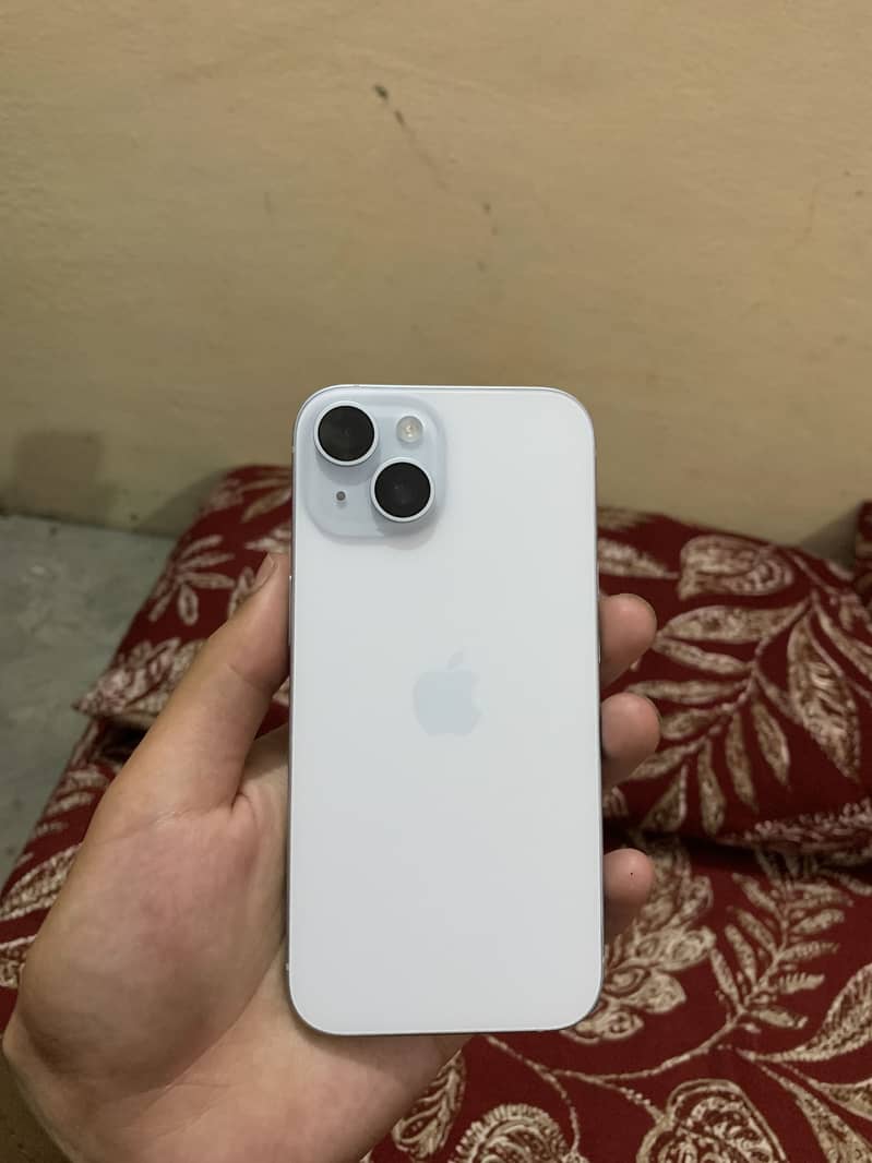Apple iPhone 15 1