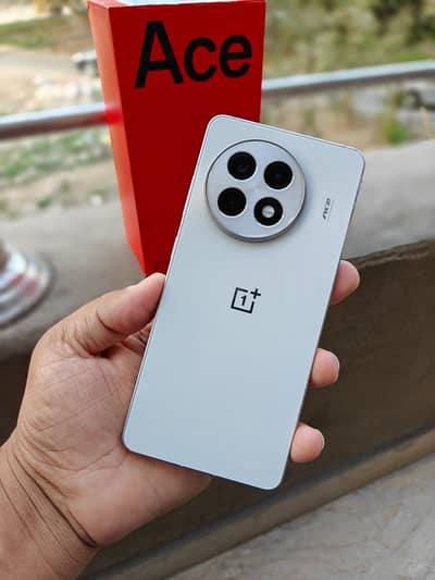 One Plus Ace 5 Brand new 12 gb 256 gb duos full box available