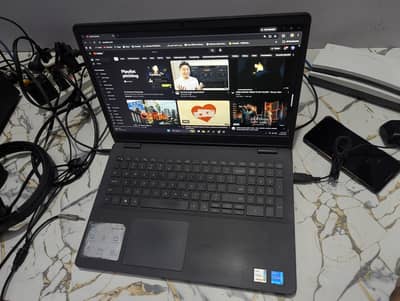 Dell Inspiron 3510 i5 11th gen