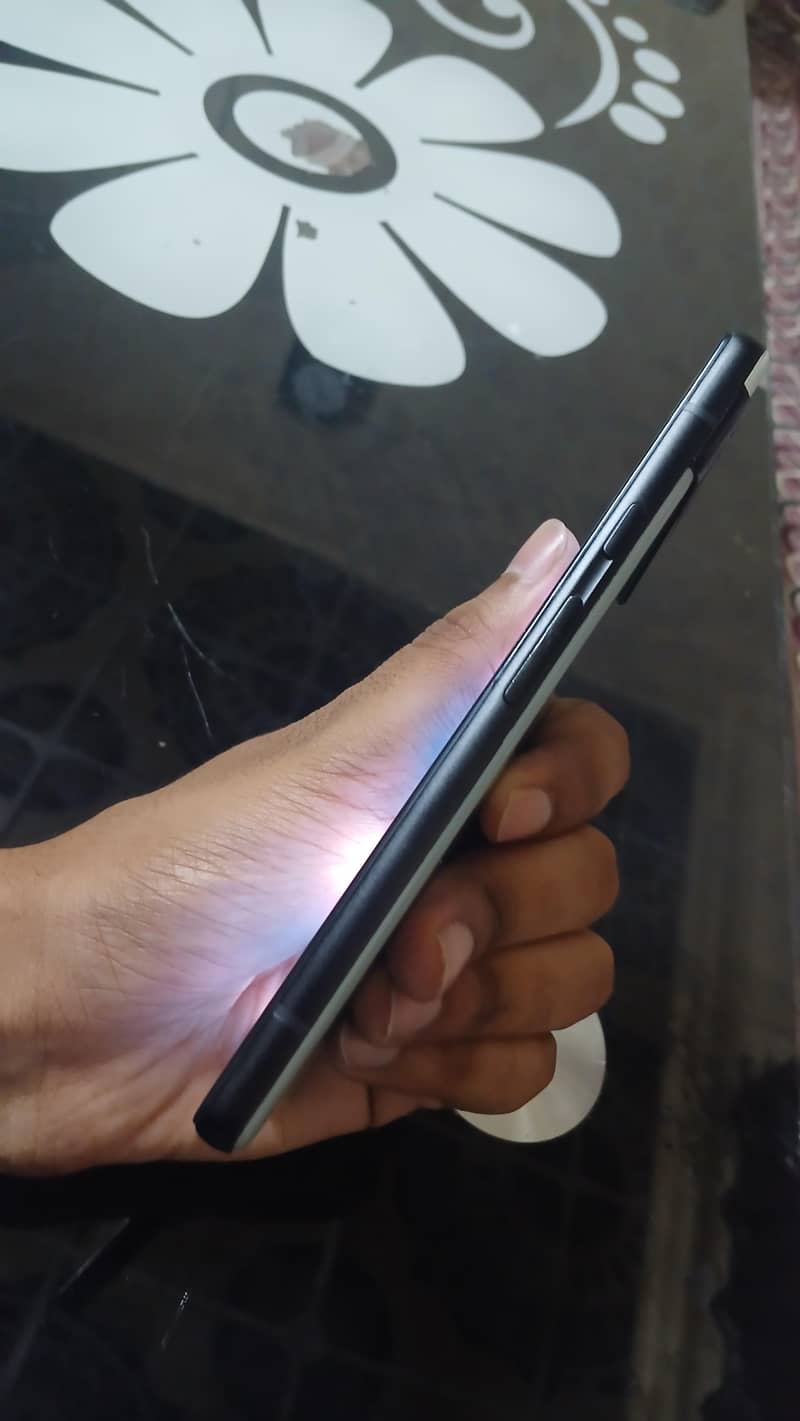 Google Pixel 6a 4