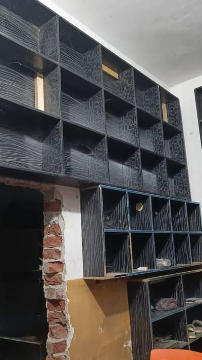 6 racks 2 mirror counter